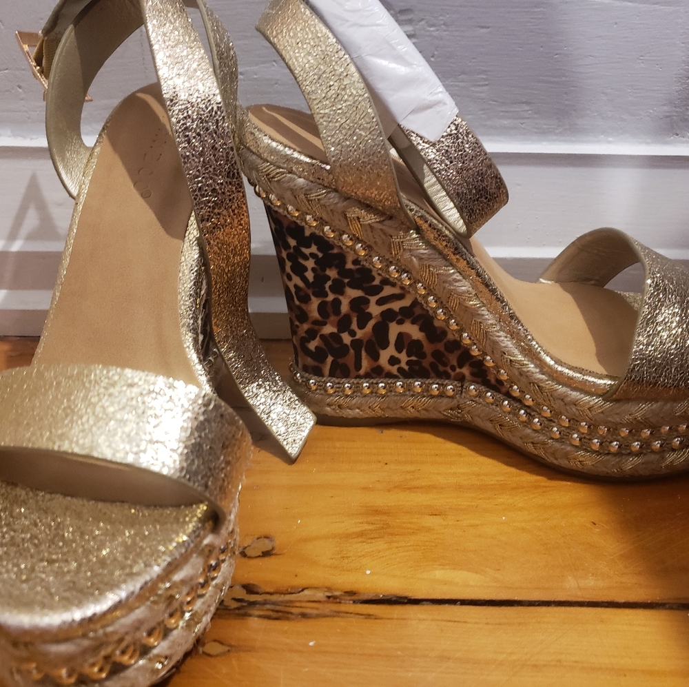 Leopard/cheetah wedge